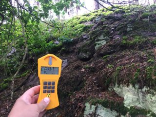 Bývalá šachta (Radioaktivní suroviny)