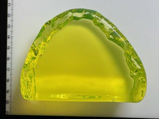 Uranové sklo - (současná výroba)