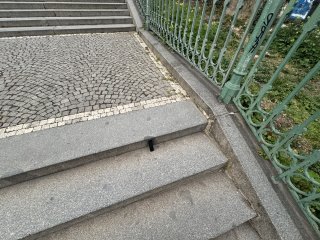 1.37 μSv/h ±2.5% {603s}