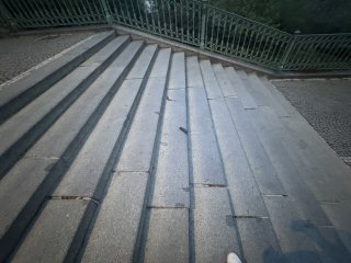 0.71 μSv/h ±8.2% {121s}