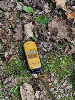 Park před hotelem Radium Palace