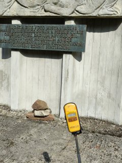 Pomník věnovaný Marii Curie Sklodowské