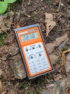 Horúce miesto pri turistickej ceste