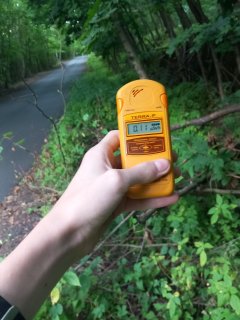 Místo u cesty směrem na zámek Jezeří