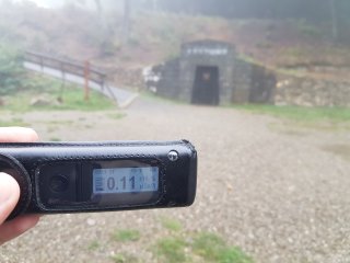 Opálové bane, pred štôlňou Jozef