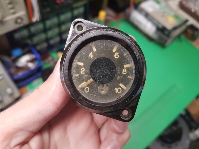 Malý rádiový budík