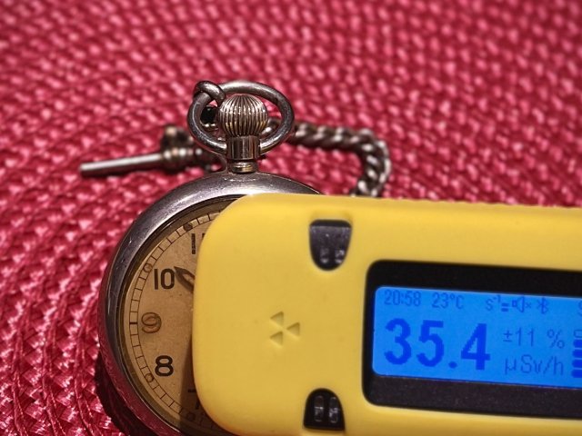 Kapesní vojenské hodinky DOXA