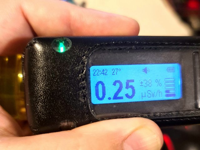 "frťan" z uranového skla