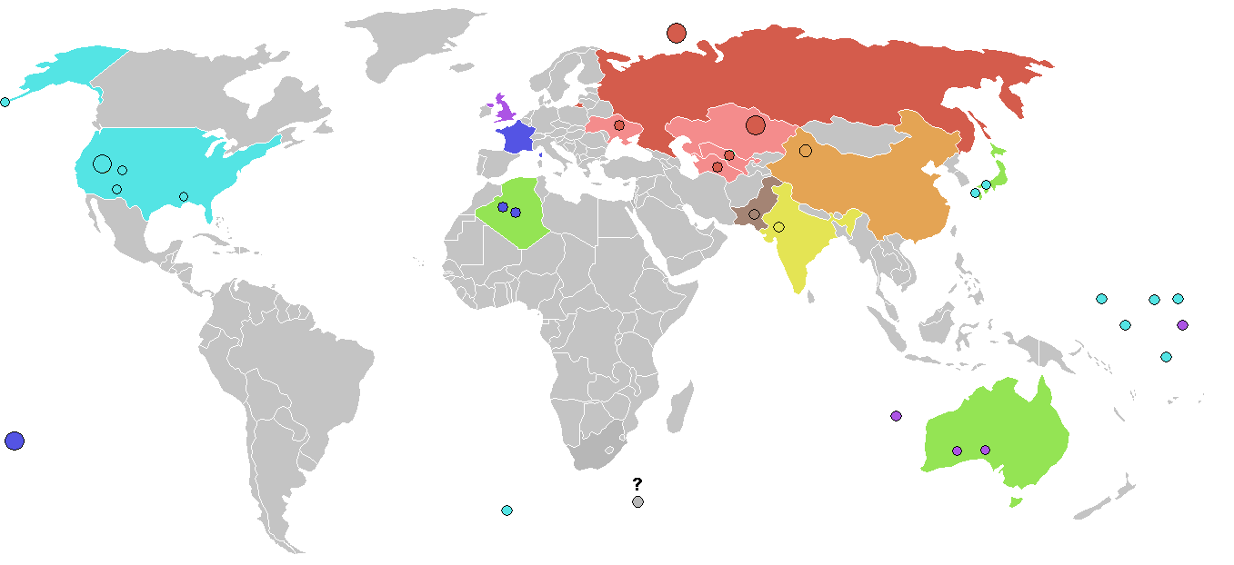  Mapa všech míst na světě, kde byly odpáleny jaderné bomby. - Zdroj: https://upload.wikimedia.org/
